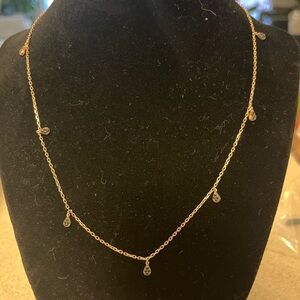 LAFONN ROSE GOLD NECKLACE WITH BLACK TEAR DROP STONE CHARMS.
